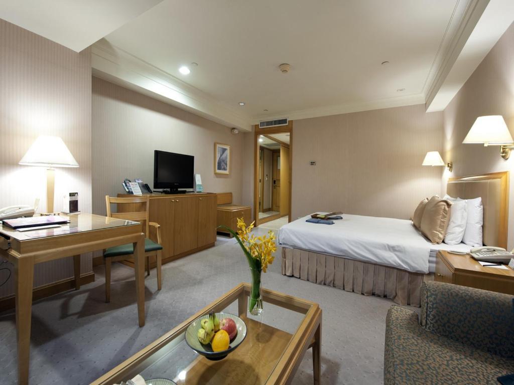 85 Sky Tower Hotel Kaohsiung Rum bild Deluxe Room